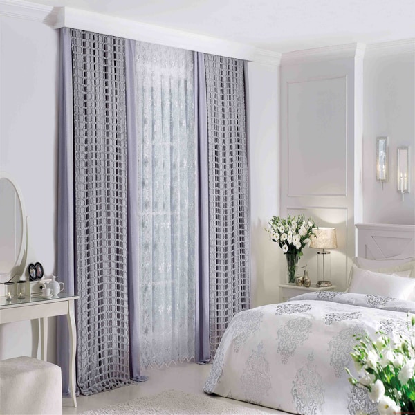 Best Design of Bedroom Curtains in Dubai